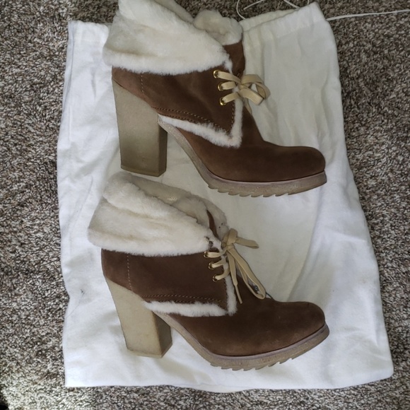 PRADA suede shearling fold over heeled booties 10 - Picture 6 of 7